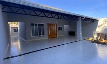 Imagem 3: Casa a venda próximo ao centro de caldas com fino acabamento toda no porcelanato