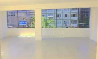 Imagem 2: Apartamento para comprar no bairro Floresta - Porto Alegre com 4 quartos