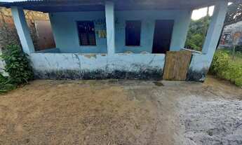 Imagem: Casa ampla 3/4, quintal e varanda. Cassange