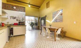 Imagem 3: Casa para venda tem 200 metros quadrados com 4 quartos em Centro - Contagem - MG