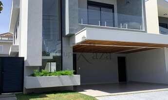 Imagem 2: Sobrado - 4 Suítes - 254m² - Altos da Serra VI