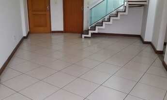 Imagem 2: A RC+ Imóveis vende excelente cobertura duplex no centro de Três Rios/RJ