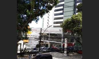 Imagem 2: Apartamento para venda possui 288 metros quadrados com 4 quartos em Dois de Julho - Salvad