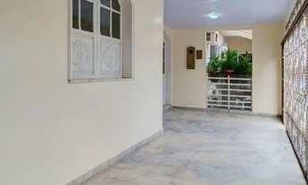 Imagem 5: CJ CASTELO BRANCO PX A ALM BARROSO CASA EM 02 PAV 04 QUARTOS S/ 01 SUITE 01 VAGA - COD 189