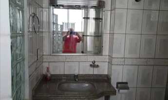 Imagem 4: Ap 100% mobiliado 2° andar escada