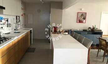 Imagem 3: Apartamento de 156m² no Alto da boa vista, reformado e mobiliado com 4 dormitórios e andar