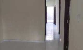 Imagem 5: Vendo casa com três quartos, aceita financiamento