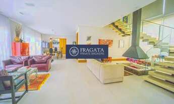 Imagem 2: Casa de altíssimo padrão à venda no Bairro do Pacaembu, com 641m² de terreno, 687m² de con