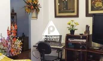 Imagem: Apartamento Tipo Casa, Silêncioso e Reformado