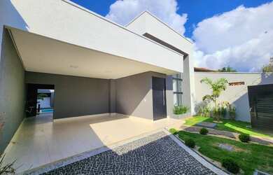 Imagem 2: Casa para Venda em Goiânia, Moinho dos Ventos, 3 dormitórios, 3 suítes, 3 banheiros, 4 vag