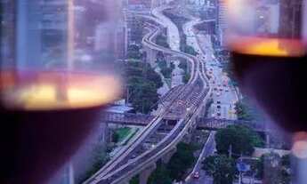 Imagem 9: Apartamento de 43 m² com 1 dormitório para locação por R$ 5.800/mês o pacote. Totalmente m