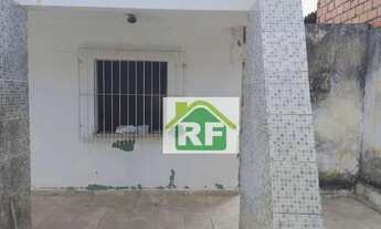 Imagem 4: Casa com 3 dormitórios para alugar por R$ 750,00 - Parque Piauí - Teresina/PI
