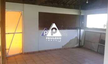 Imagem 7: EXCELENTE Casa, frente de rua, 4 quartos, suíte, 2 vagas em Curicica/Jacarepaguá