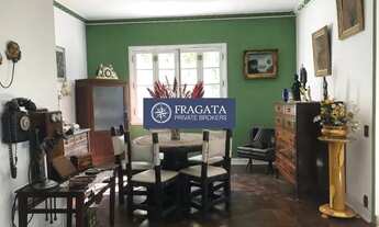 Imagem 3: Casa à venda no Bairro do Pacaembu, com 3 quartos, 891m² de terreno e 300m² de construção