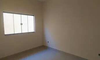 Imagem 5: Casa para venda possui 100 metros quadrados com 2 quartos em Água Verde - Curitiba - PR