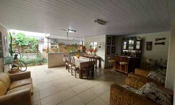 Imagem 7: Sobrado para venda possui 387 metros quadrados com 4 quartos em Setor Oeste - Goiânia - GO