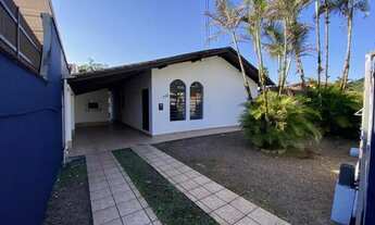 Imagem 2: CASA no SAGUAÇÚ com 3 quartos para LOCAÇÃO, 110 m²