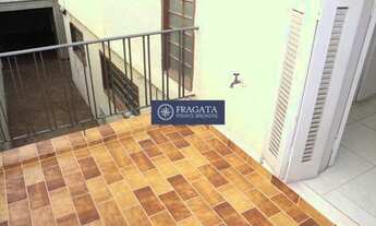 Imagem 5: Casa em rua tranquila