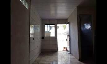 Imagem 2: Aluga casa 2 peças no Vitória régia Cic