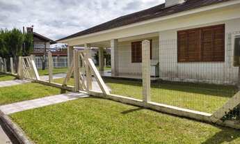 Imagem 2: Casa de 3 dormitórios à Venda - Xangri-lá