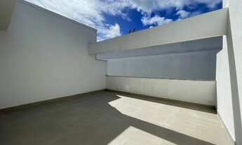 Imagem 2: Duplex a venda tem 138m² com 3 quartos sendo 1 suíte, 2 vagas, mais box individual na gara