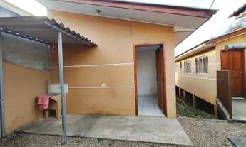 Imagem 3: Casa com 2 dormitórios para alugar, 44 m² por R$ 820/mês - Bairro Alto - Curitiba/PR