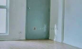 Imagem 2: Apartamento Reformado 2 quartos (1 suíte) com vaga de garagem demarcada próximo ao metrô B