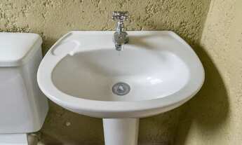 Imagem 5: Incomparável em cordovil com condução na porta, comércio e shopping