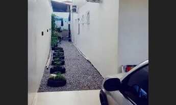 Imagem 4: CASAS DE ALTO PADRÃO E PRÉDIOS COMERCIAS