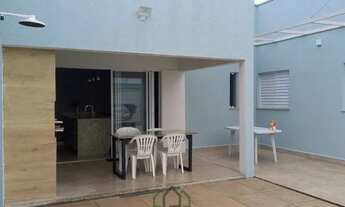 Imagem: Casa à venda 2 Quartos, 3 Vagas, 200M²