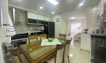 Imagem: Sobrado para venda possui 103 metros quadrados