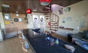 Imagem 3: Casa à venda, 3 quartos, 1 suíte, 2 vagas, Taiaman - Uberlândia/MG