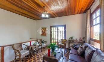 Imagem 2: PORTO ALEGRE - Casa Padrão - Tristeza