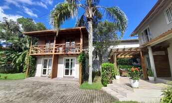 Imagem 3: Linda casa a poucos metros da Lagoa da Conceição, numa rua sem saída