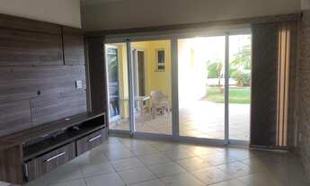 Imagem 7: Casa de condomínio para venda possui 359 metros quadrados com 4 quartos