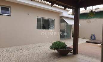 Imagem 5: Belo sobrado de 250m² localizado em condomínio fechado Royal Park, dispõe de