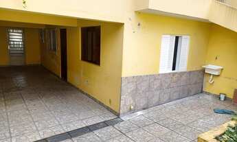 Imagem 2: Casa reformada quarto e cozinha, excelente localização fácil acesso a transporte público