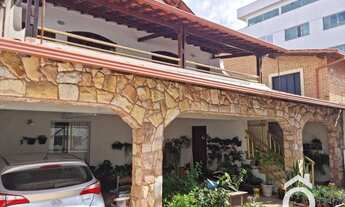 Imagem: Casa com 6 Quartos à venda, 480 m² por