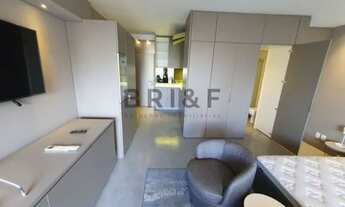 Imagem 3: Studio amplo, mobiliado e com ótima ventilação, 1 dormitório, 1 suíte, sala grande e varan