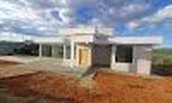 Imagem 1: Casa com piscina no condomínio Estância do Cipó