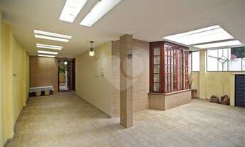 Imagem 3: Casa de vila, 3 dormitórios, 3 vagas de garagem, segurança 24h e portão automático