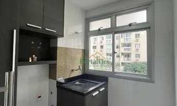 Imagem 5: Apartamento com 2 dormitórios para alugar, 72 m² por R$ 2.200,00/mês - Colina de Laranjeir