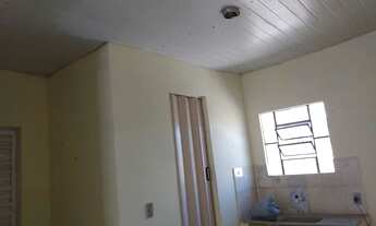 Imagem 4: Alugo kitnet quarto mais cozinha e banheiro 450 incluindo água e luz