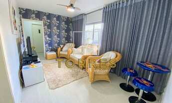 Imagem 2: Apartamento para locação anual com 2 quartos na Praia das Pitangueiras no Guarujá - SP