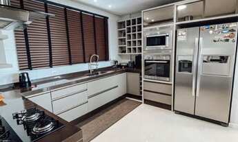 Imagem 2: Apartamento mobiliado com 3 quartos no centro de Piçarras, com vista mar