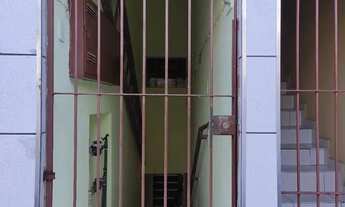 Imagem: Alugo casa com 3 cômodos Pq. São Rafael