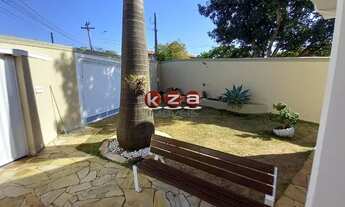 Imagem 7: Maravilhoso sobrado de alto padrão, com 630m2 de terreno e 297m2 de construção no bairro J