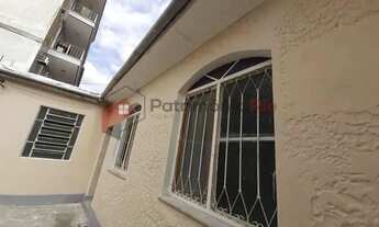 Imagem: ESPETACULAR CASA DE FUNDOS LINEAR - 1 quarto