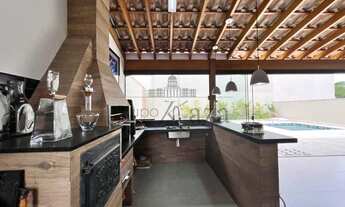 Imagem 2: Casa de condomínio sobrado para venda tem 247 metros quadrados com 4 quartos