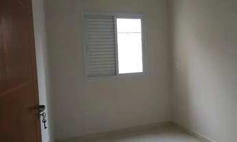 Imagem 6: Ensolarado, acabamento em porcelanato, melhor rua do bairro, com 35 m2